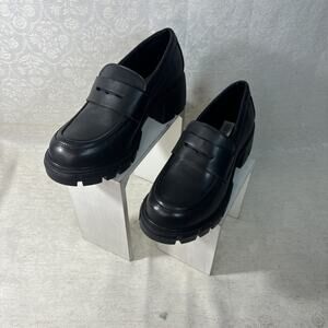 Steve Madden Black Loafers